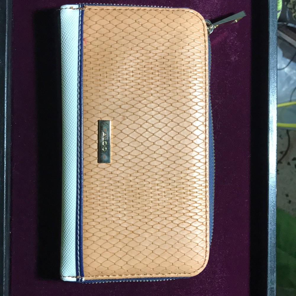 Aldo wallet